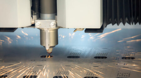 Types, benefits, and uses of laser cutting machines