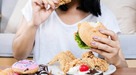 Binge eating disorder &#8211; Symptoms, causes, and management