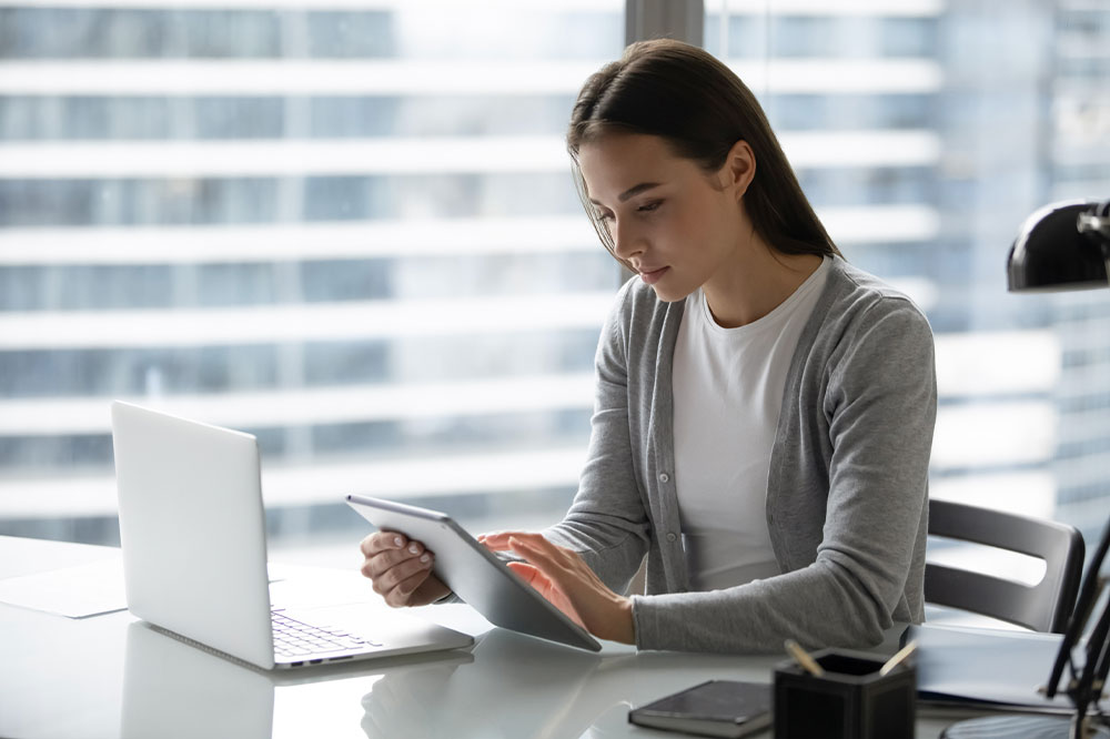 6 best desk pads for a professional looking desk