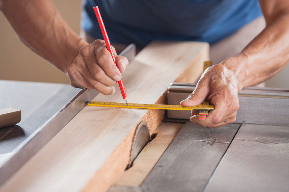 Guide to woodworking and carpentry